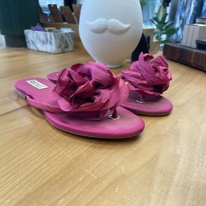 Badgley Mischka pink sandals with flower design on top. Size 7 1/2 women’s.